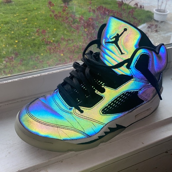 Jordan 5’s “oil spill” - Picture 2 of 5